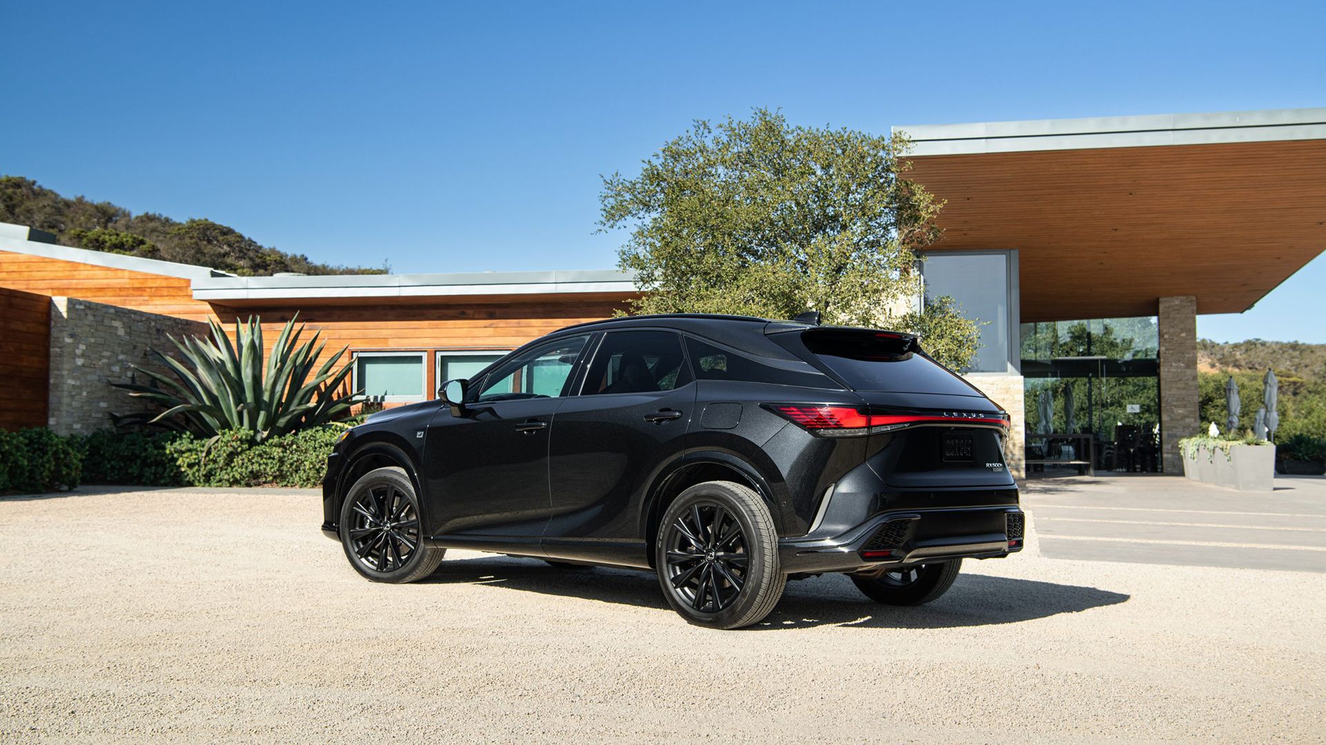 レクサス 京商 LEXUS RX500h F SPORT performance 2024 Lexus RX 500h F SPORT Performance: Review, Price and Photos
