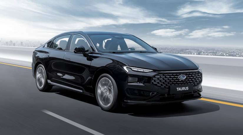 Americans Are Missing Out On This Impressive Ford Luxury Sedan