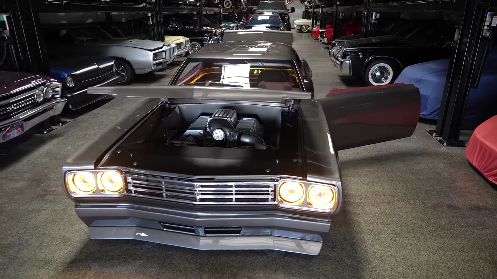 1969-custom-road-runner-front-