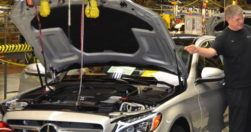 10 Essential Things To Check Before Buying A Used Mercedes-Benz C-Class ...