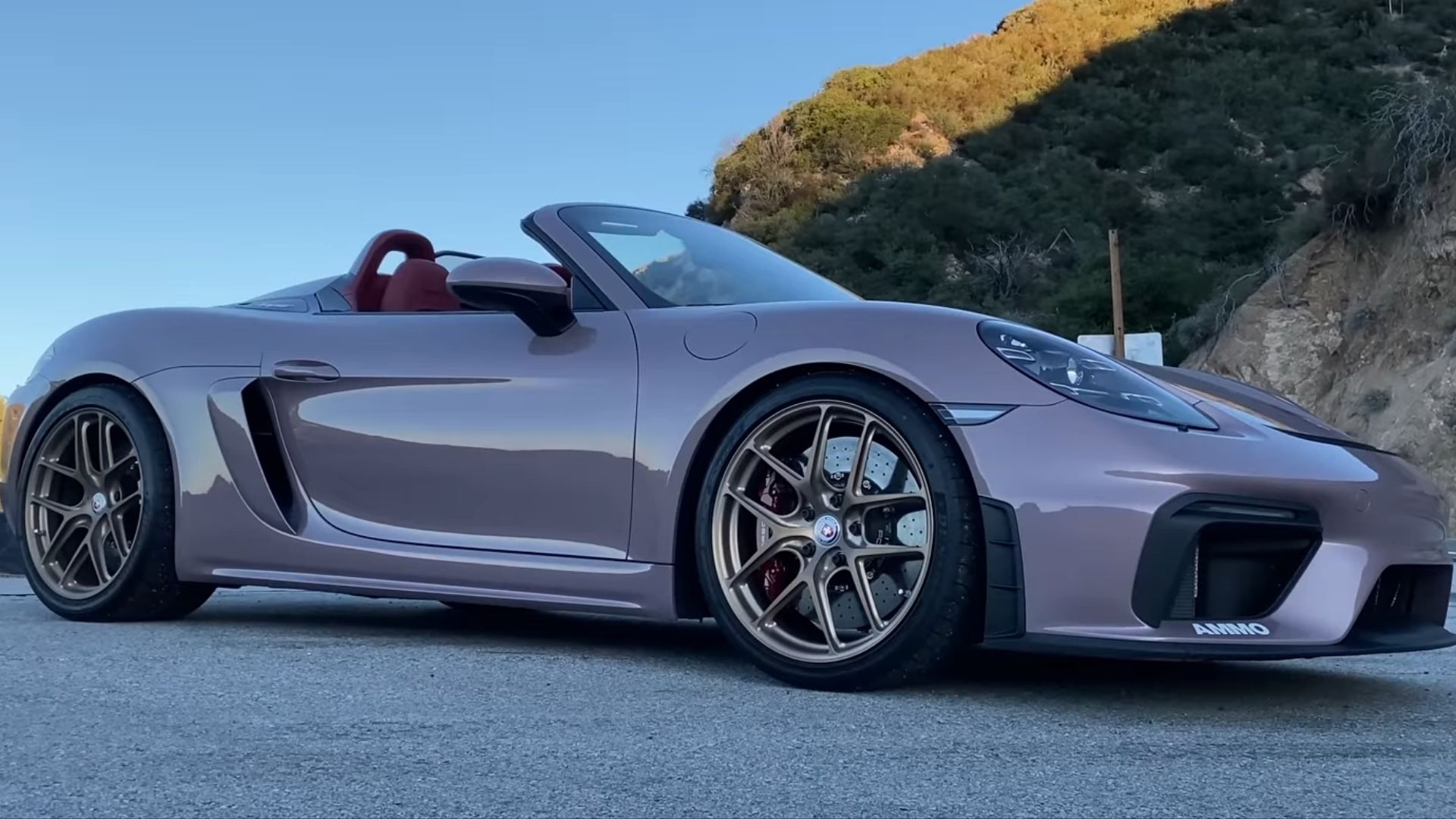 ♦PORSCHEジャパン♦　メカニックサロペット Matt Farah's Porsche Spyder Fixes The One Glaring Problem With The