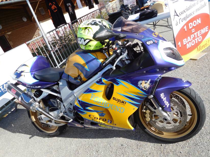 Why The Notorious Suzuki TL1000 Is An Impressive 90s Sport Bike