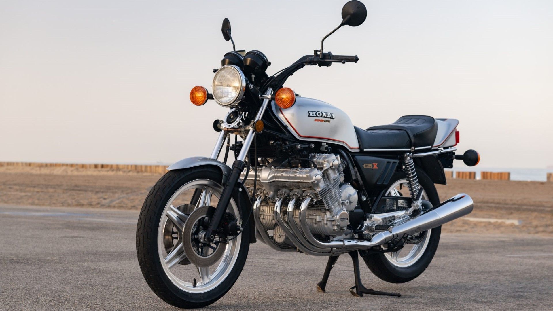 HONDA 6 CYLINDER 250 c.c. プラモデル HONDA 6 CYLINDER 250 c.c. プロター プラモデル - メルカリ