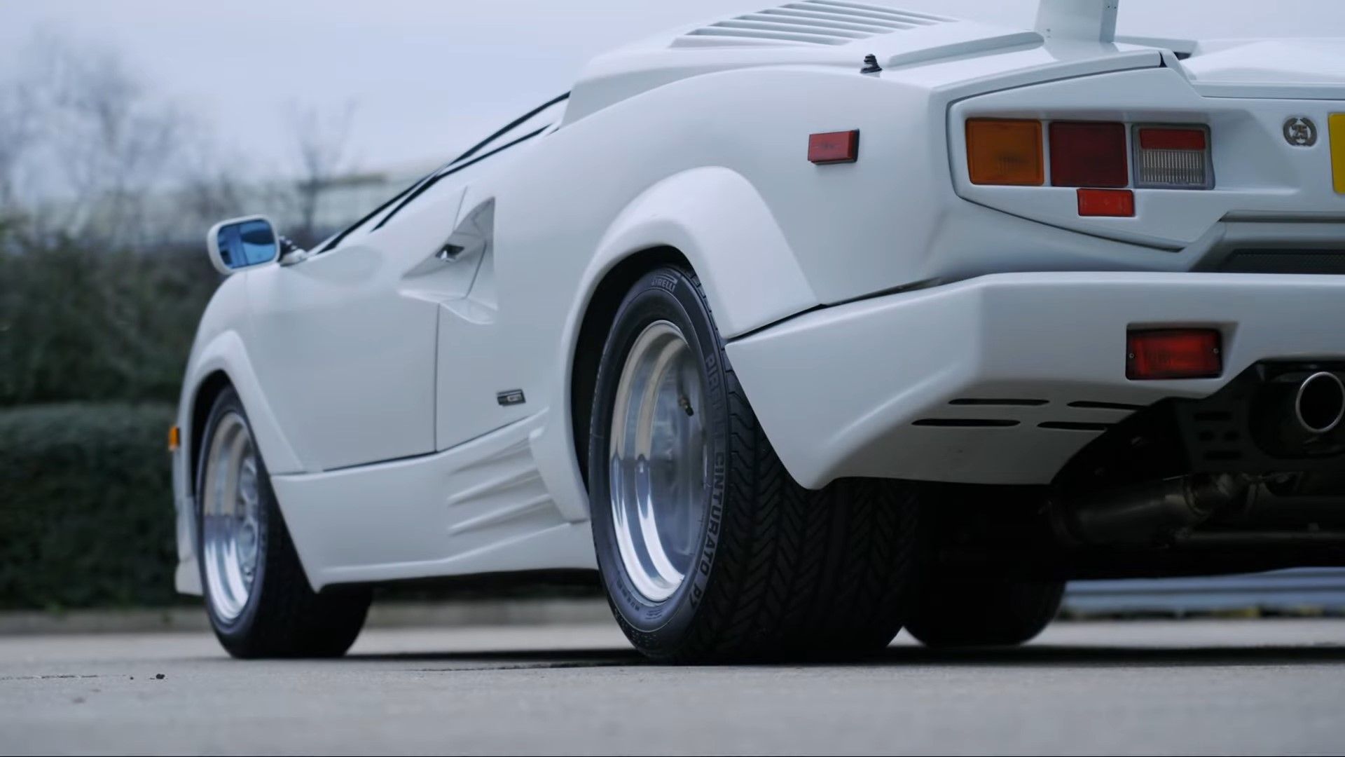 Why Chris Harris Calls The Lamborghini Countach '80s Excess Perfected