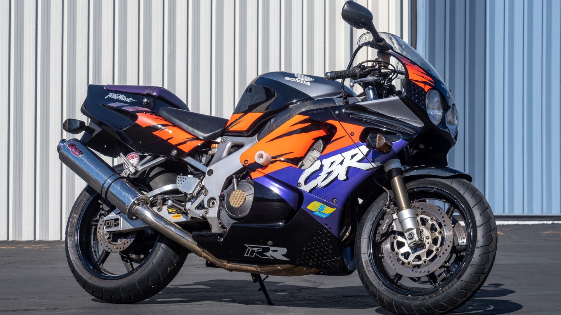 Remember The Honda CBR900RR Fireblade? This Is Why It Was So Special