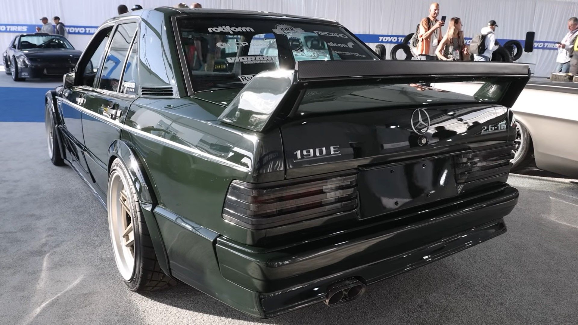 世界的に人気上昇の190E-23-16Vコスワースエンジンの販売です The First Mercedes-Benz 190E 2.3 16 Valve Cosworth In The USA