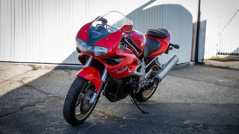 Tl1000s Racing Here's Why The Suzuki TL1000S Was One Of The Most Infamous Sport Bikes Ever