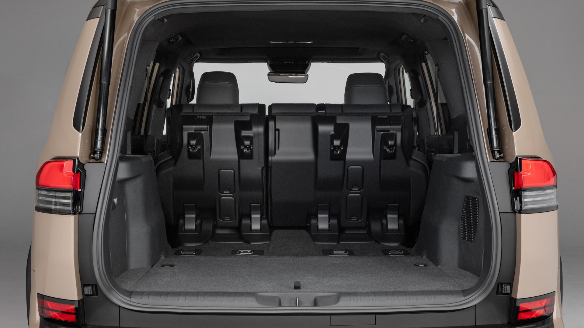 Differences Between The 2024 Toyota 4Runner And Lexus GX, Compared