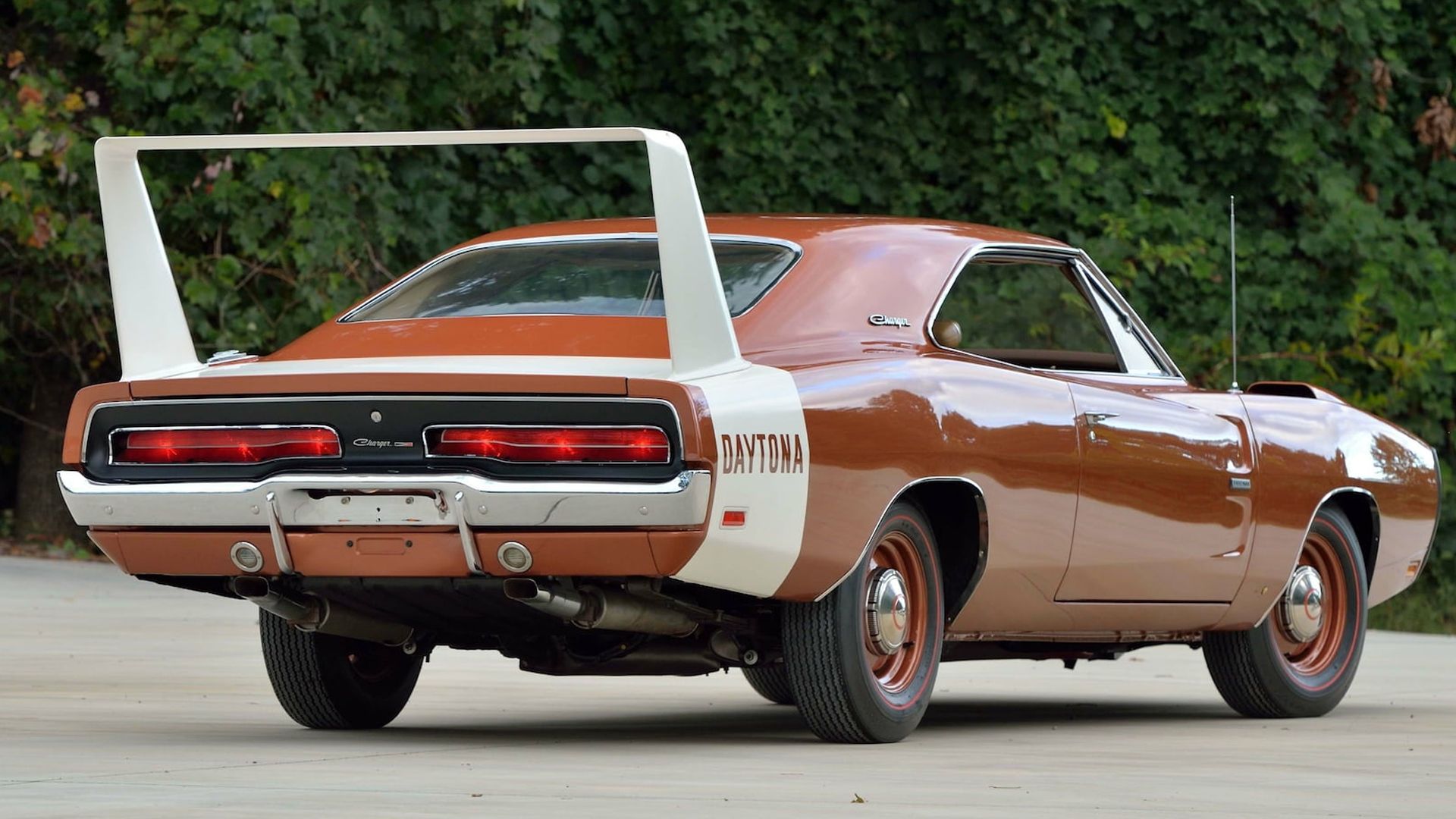 The Most Powerful '60s Muscle Cars From The 'Big Three'