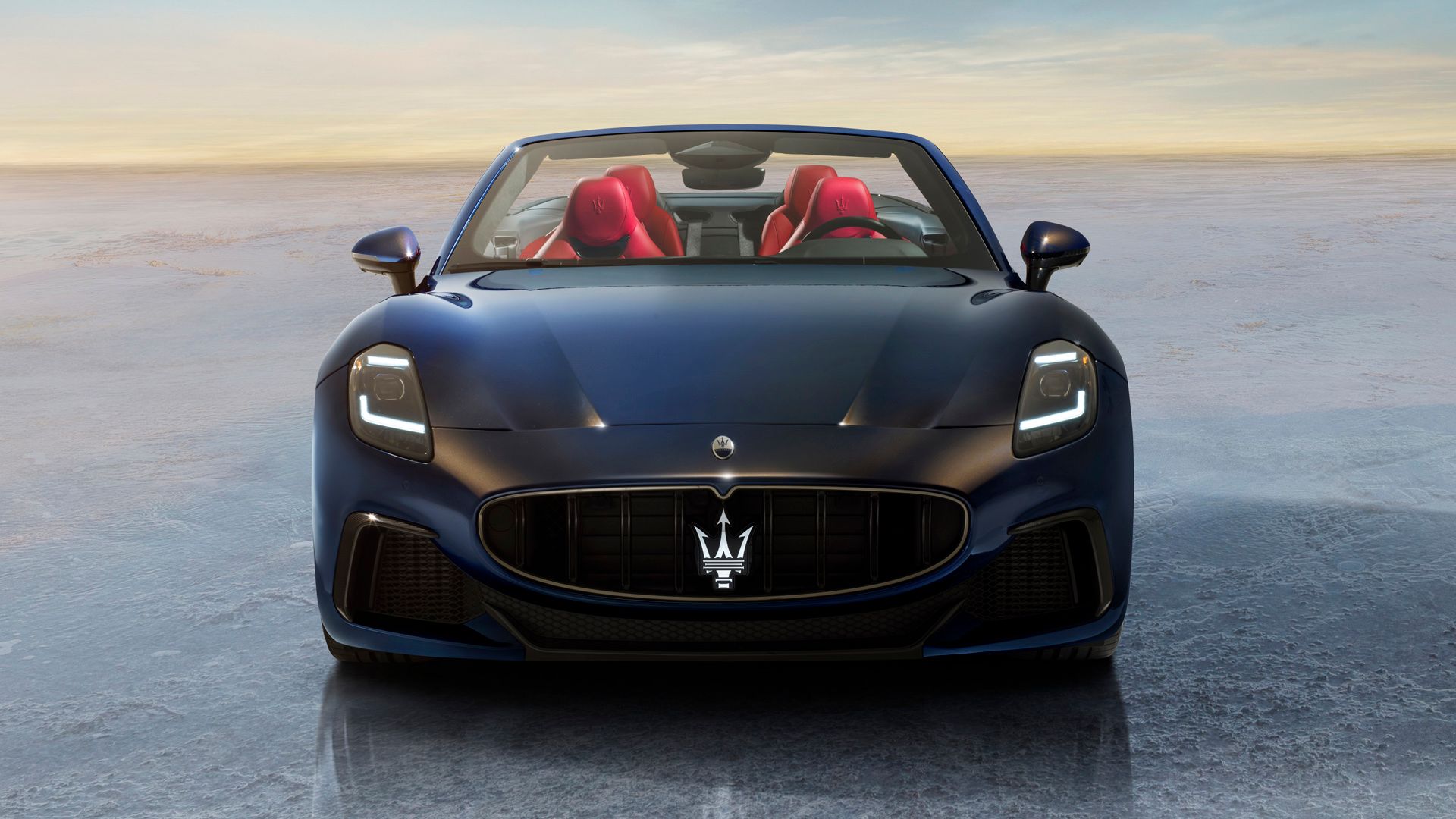 402-449 1/43 マセラティ Gran Cabrio Sport Trident Unleashed: Maserati's GranCabrio Spyder Makes A Splash