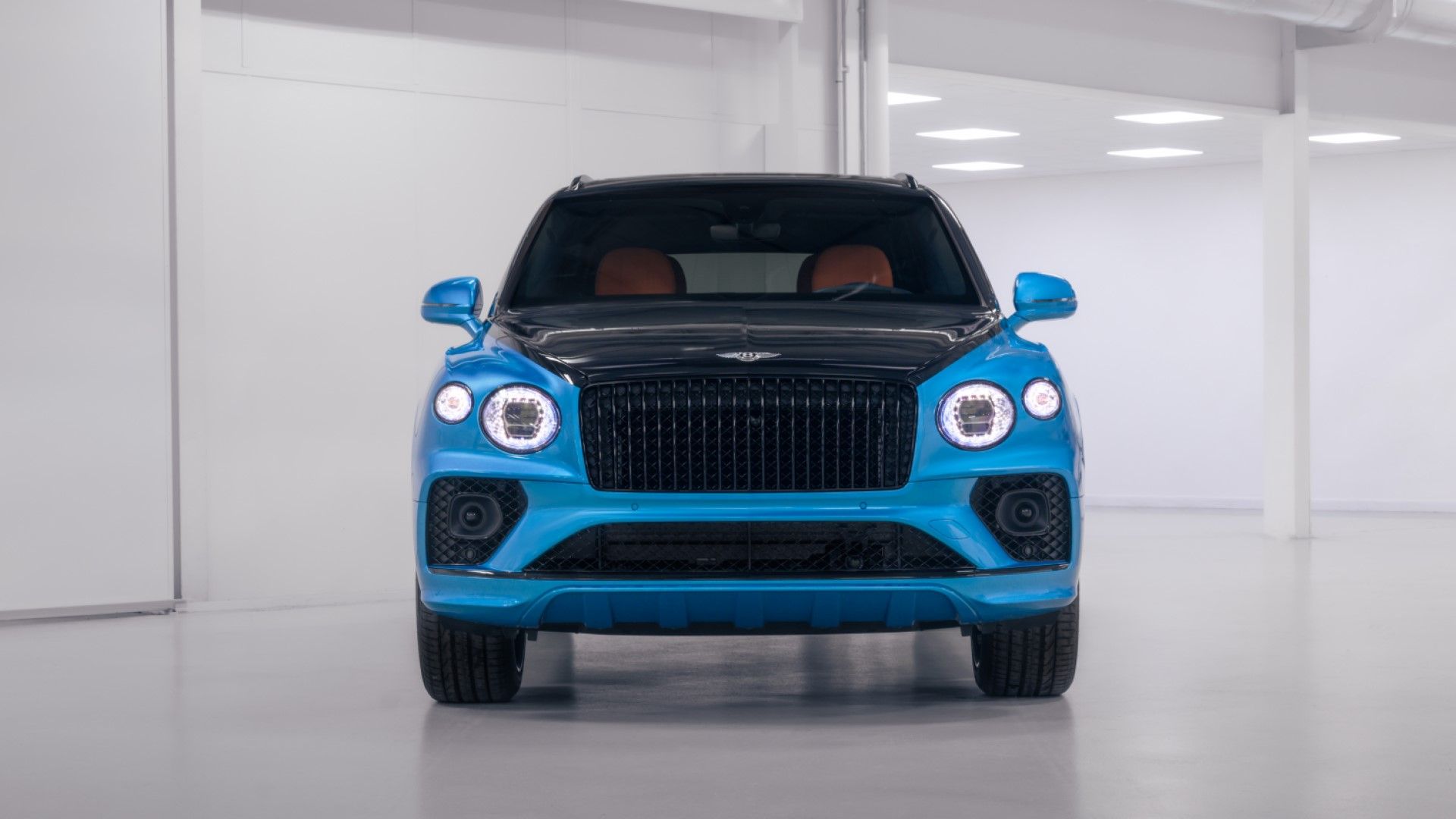 Mulliner's Masterpiece: The Bentley Bentayga EWB Where Luxury Gets