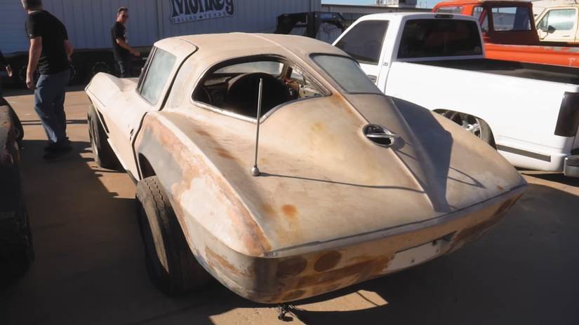 Richard Rawlings And Dennis Collins Reunite For 1963 Split Window ...