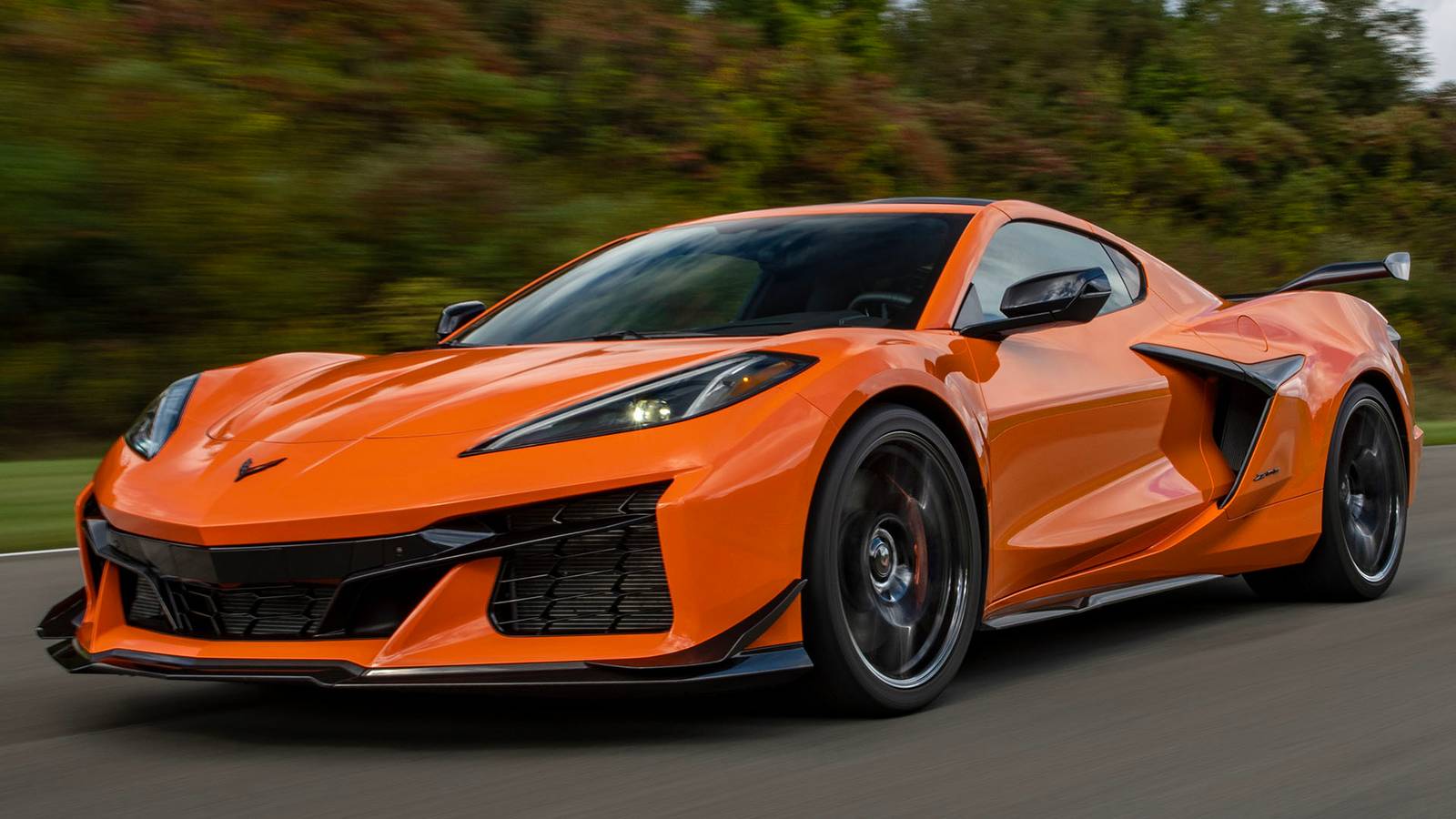 エビネ　R8赤C 10 Japanese Cars That Still Rev Higher Than The Corvette C8 Z06
