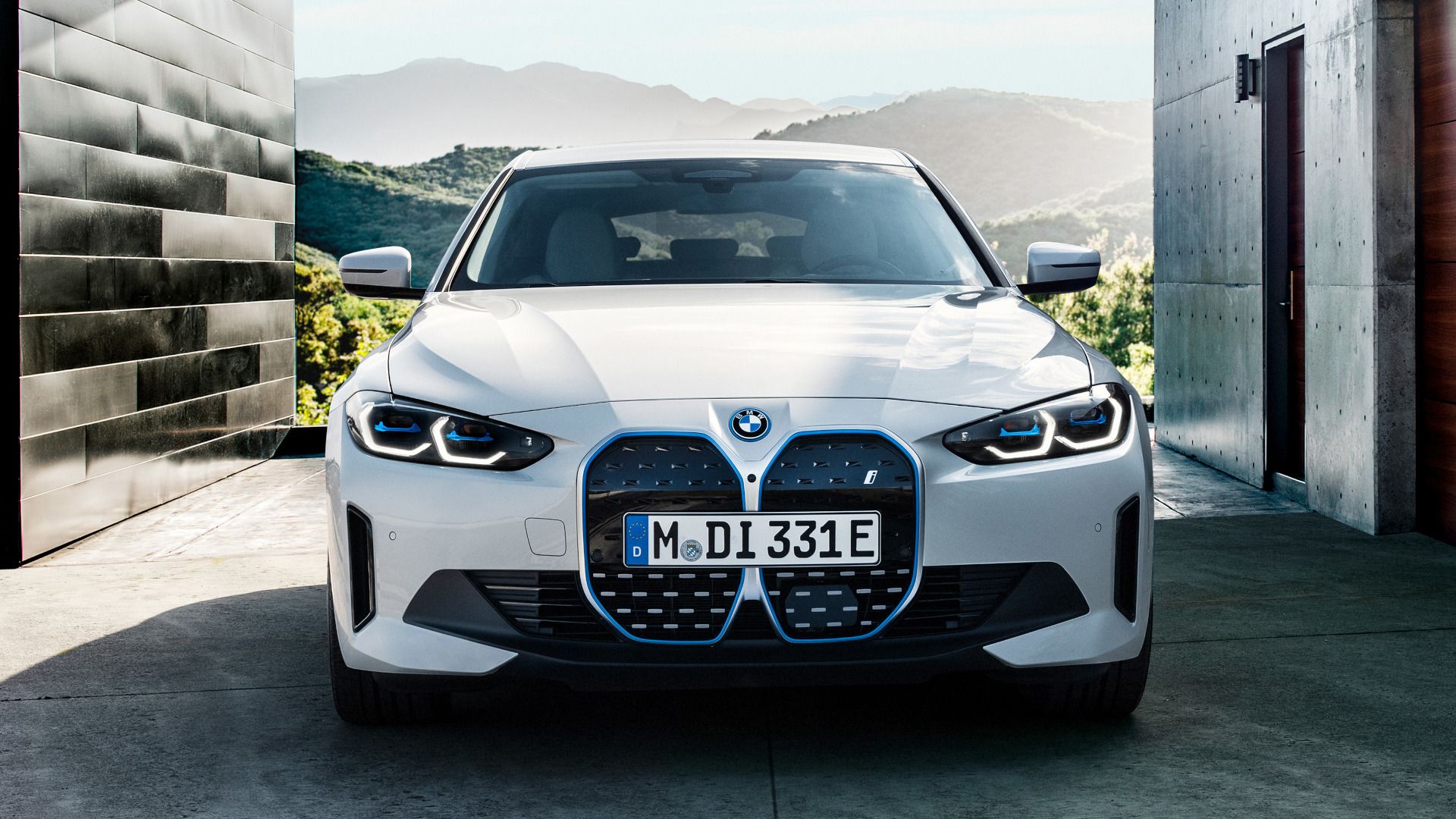 2024 BMW i4: A Comprehensive Guide On Features, Specs, And Pricing