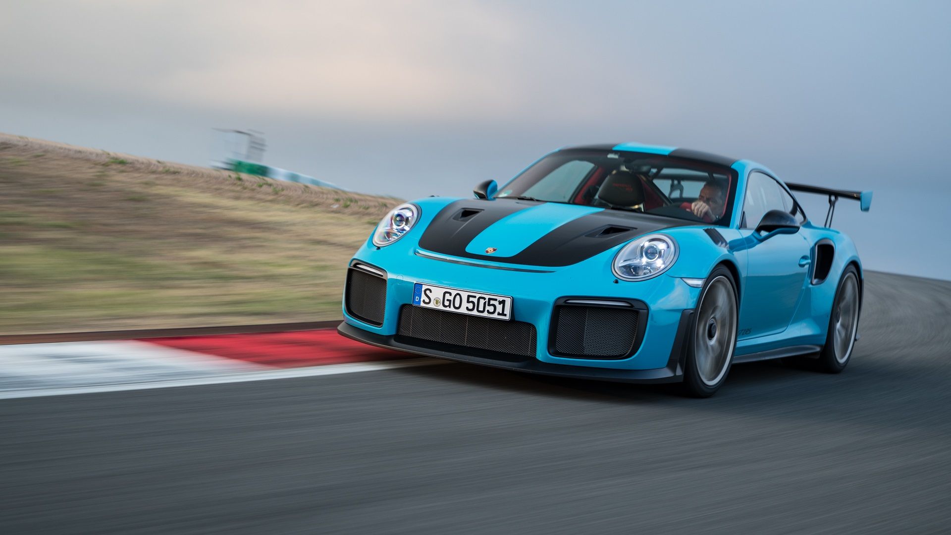 These Are 10 Of The Most Powerful SixCylinder Engines Ever