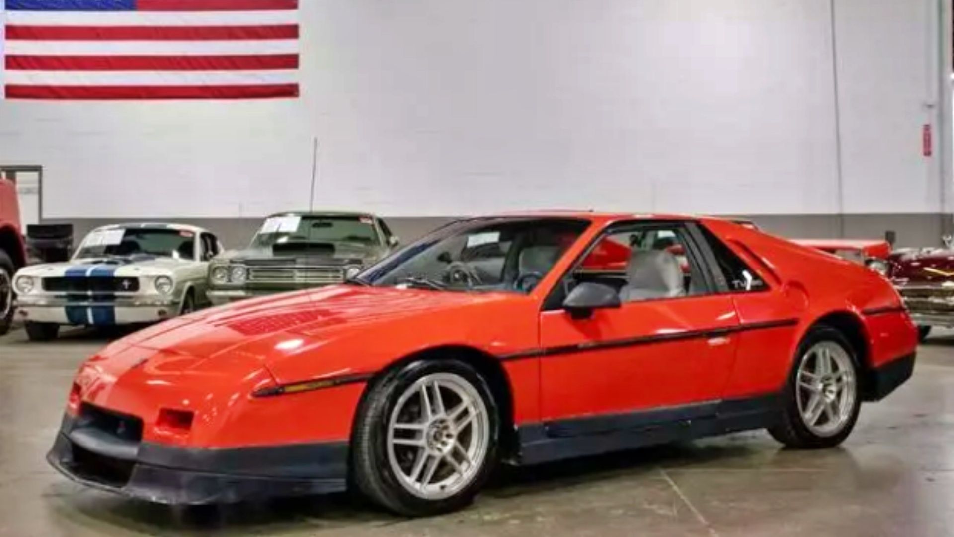 1986 Pontiac Fiero SE