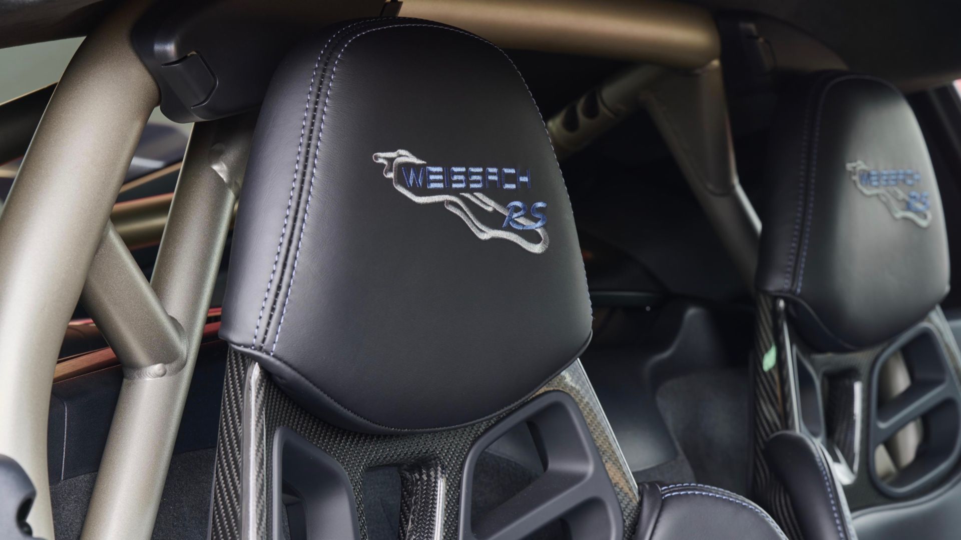 A Complete Guide To The 2024 Porsche 718 Cayman GT4 RS