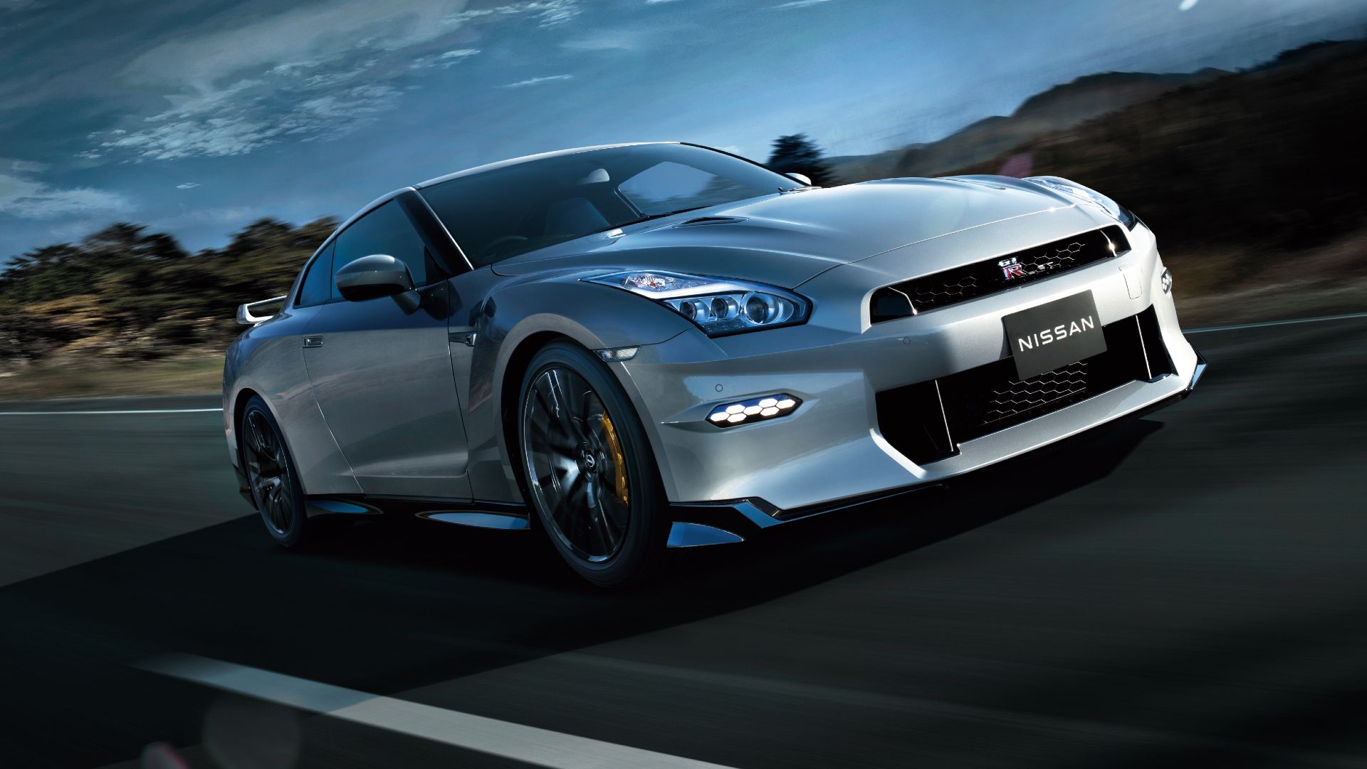 日産　NISSAN　R35GT-R 2,008 WHP Nissan R35 GT-R - DSPORT Magazine