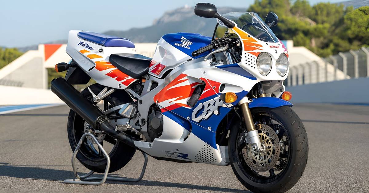 Honda CBR900RR: 10 Forgotten Facts About The First FireBlade