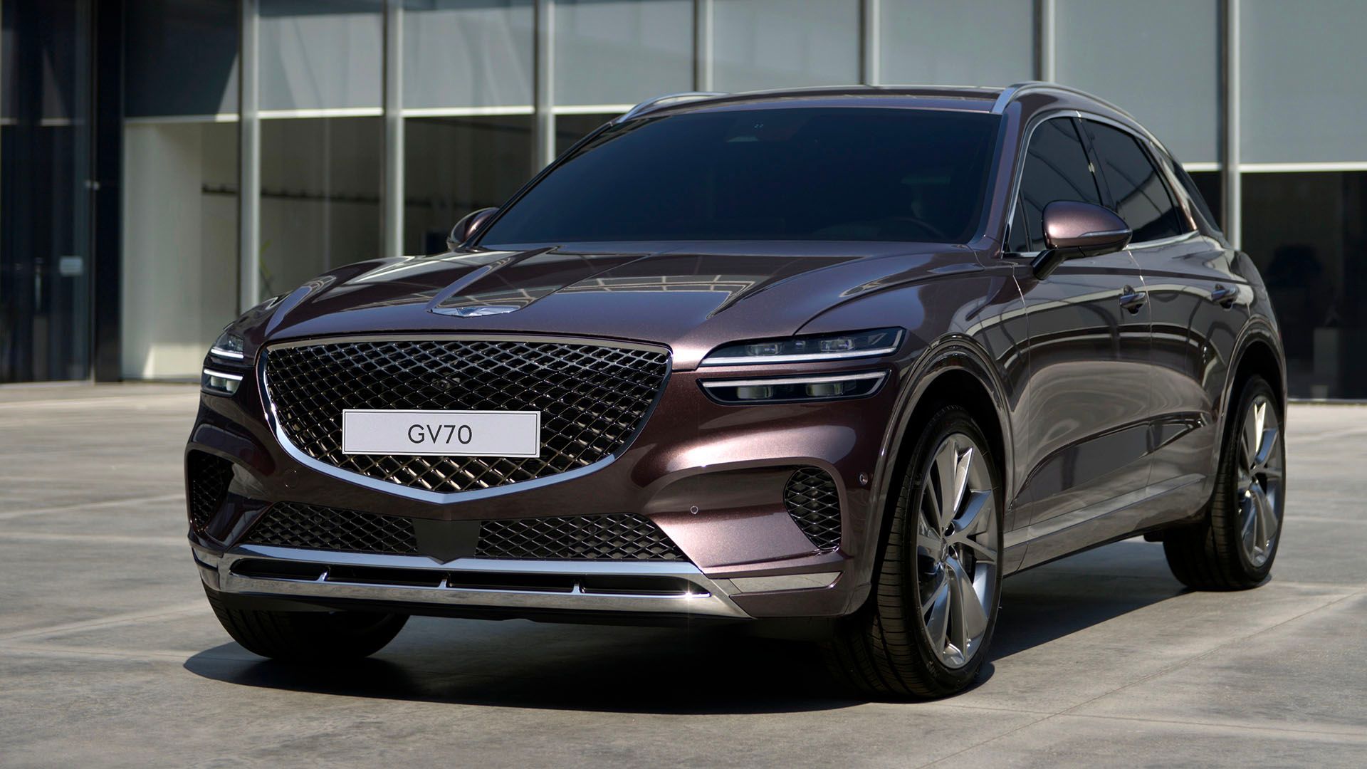 Differences Between The 2024 Lexus RX And 2024 Genesis GV70