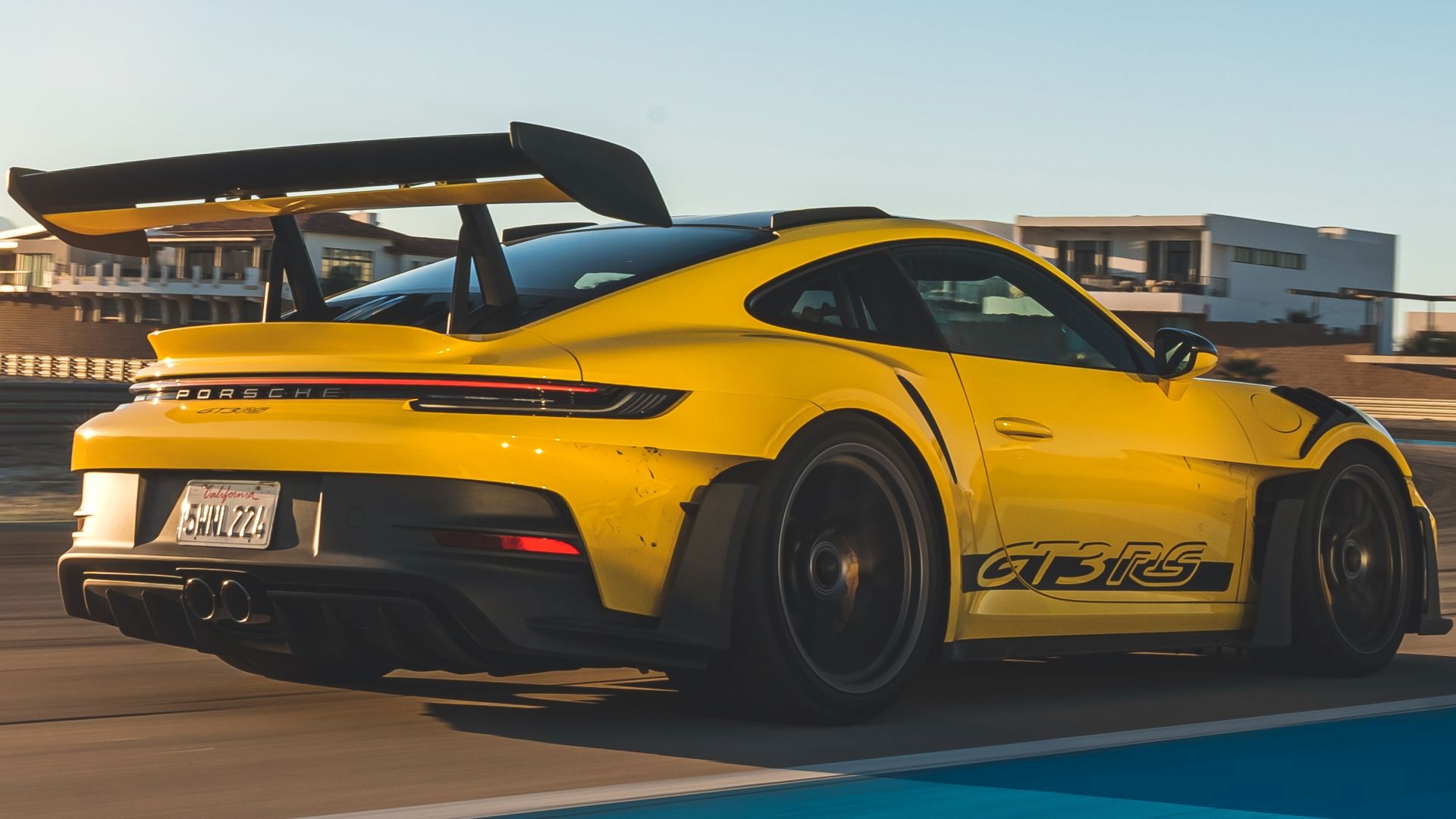 A Complete Guide To The 2024 Porsche 911 GT3 RS