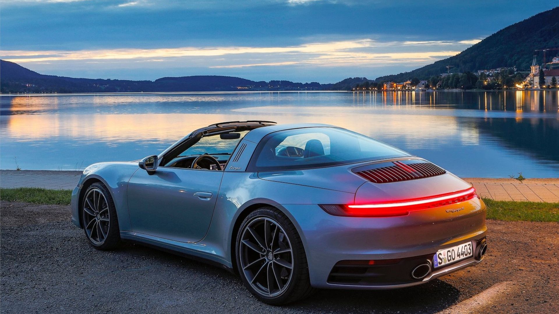 A Complete Guide To The 2024 Porsche 911 Targa 4