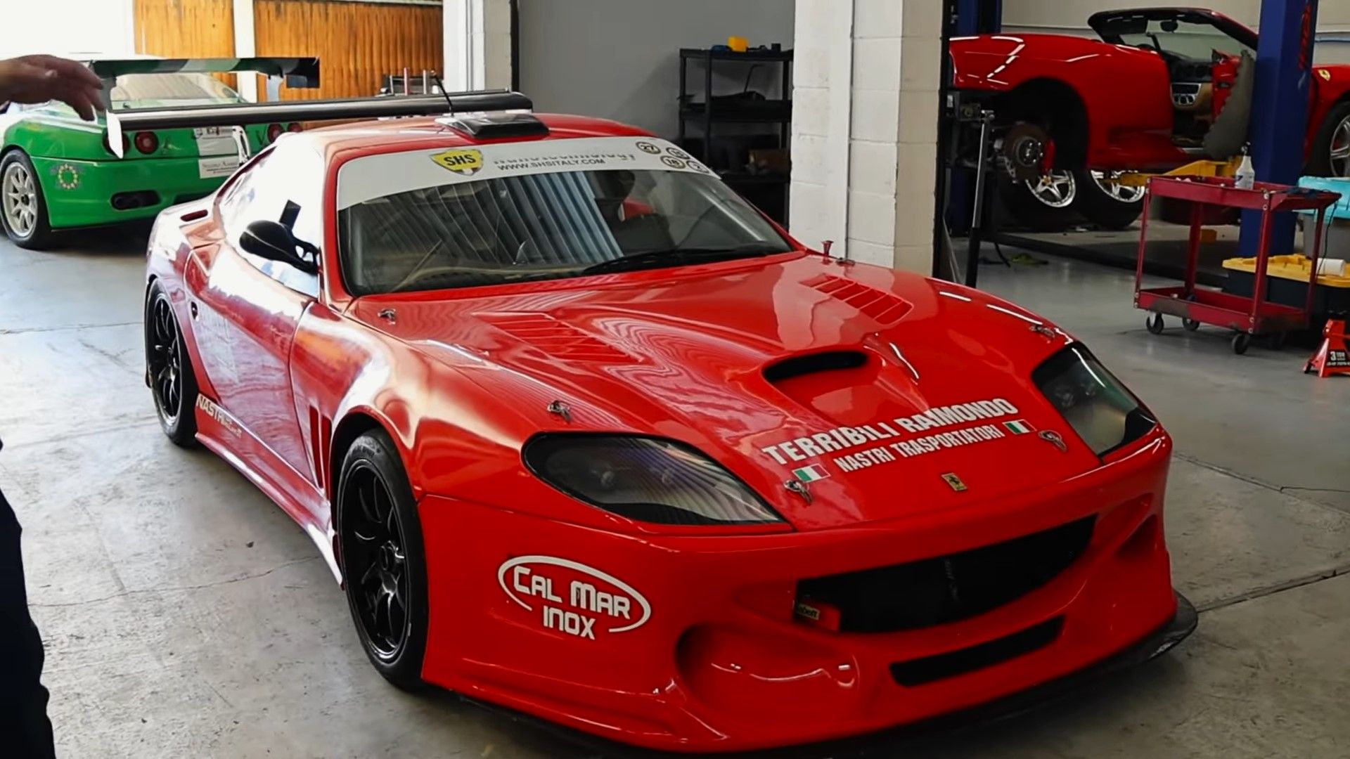 Watch: 3 Ferrari 550 Maranello Racers Arrive From Their Homeland
