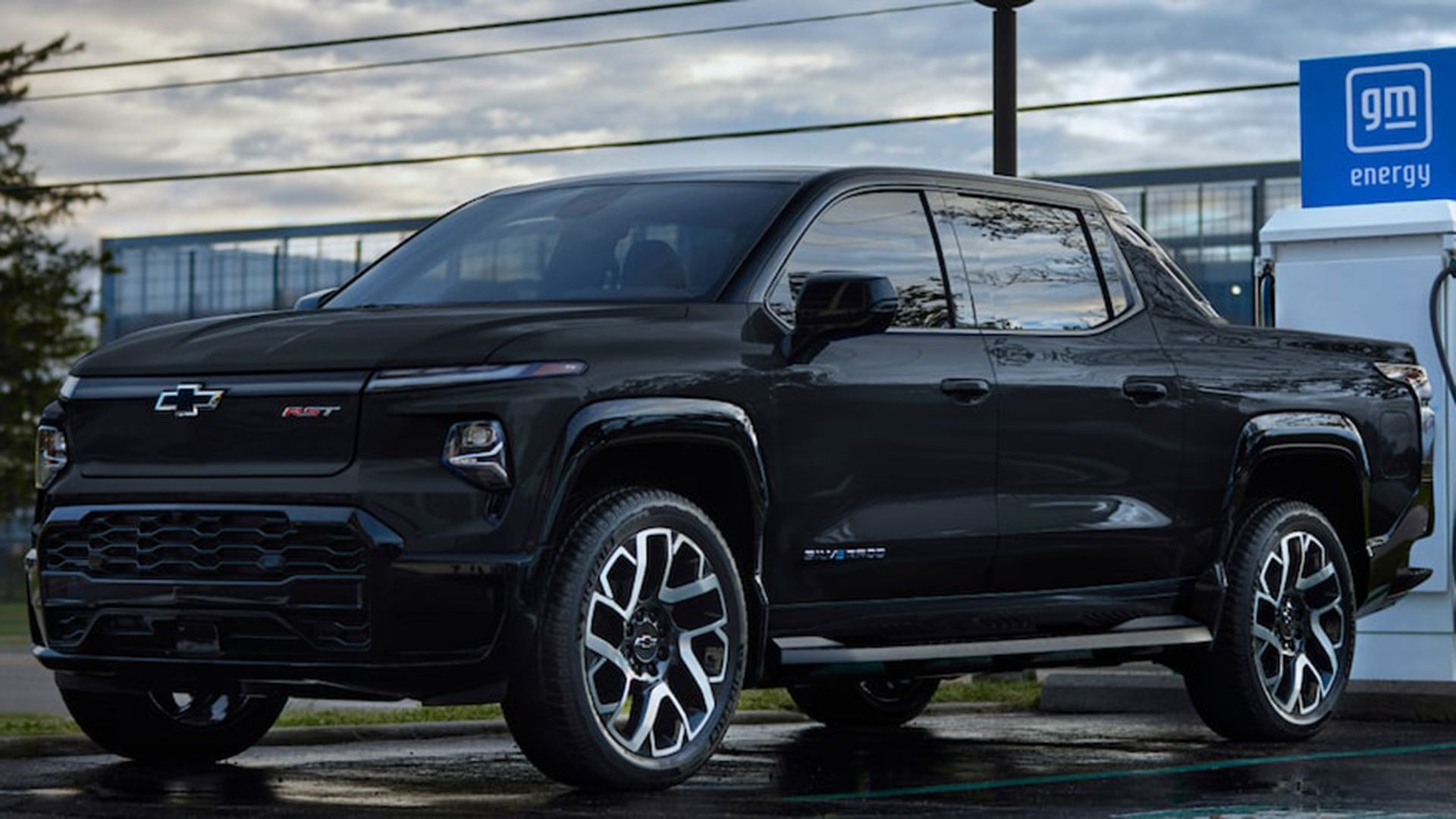 Chevrolet Unveils Pricing And Specs For Silverado EV First-Edition RST