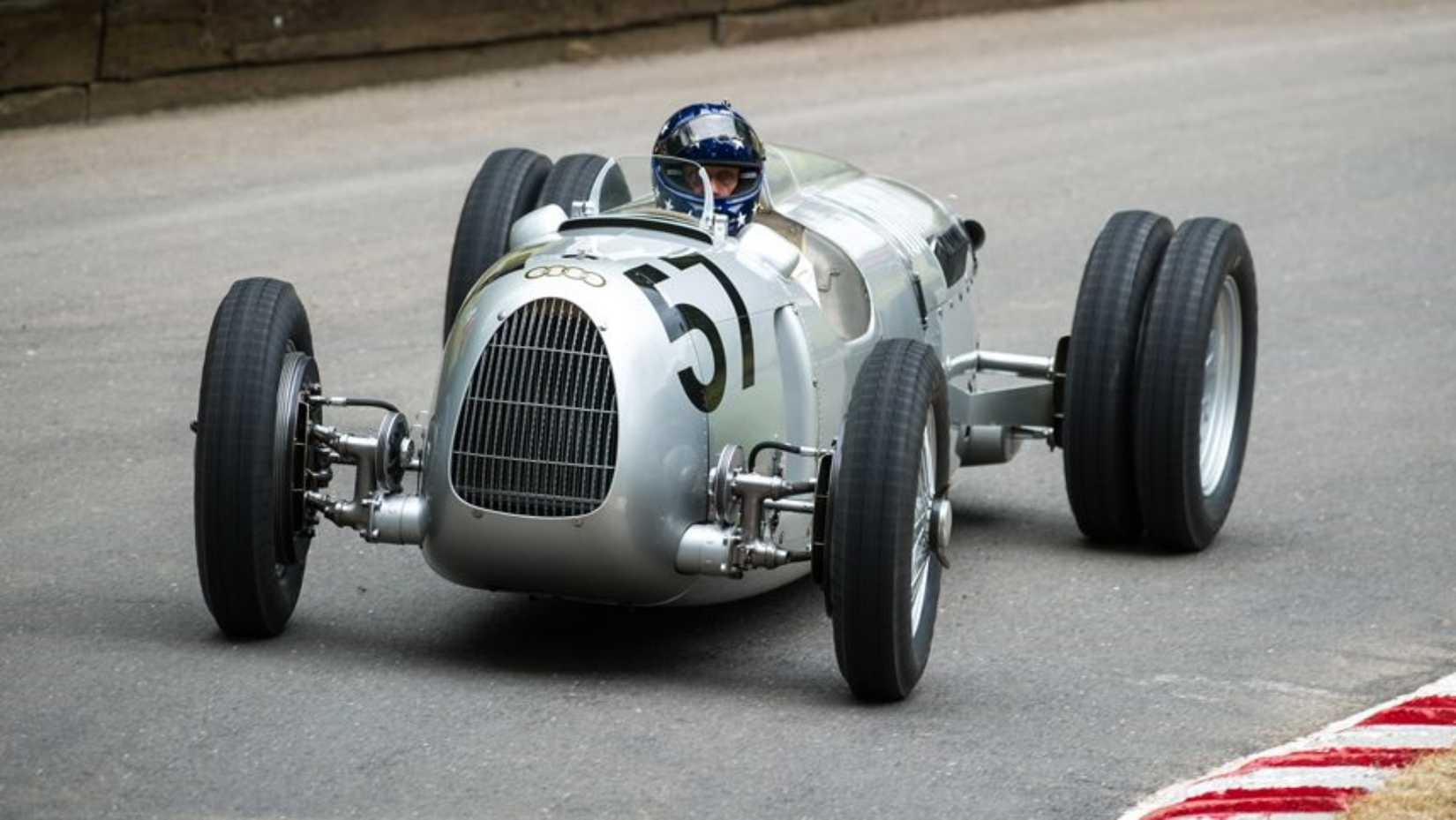 Auto Union First Car Sweet Sixteen: The Absolute Best 16-Cylinder Cars Ever