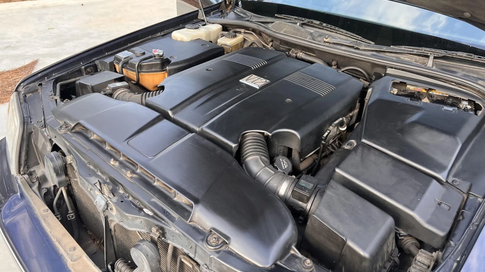 The Bespoke Toyota V12 Engine They Only Made For One Model