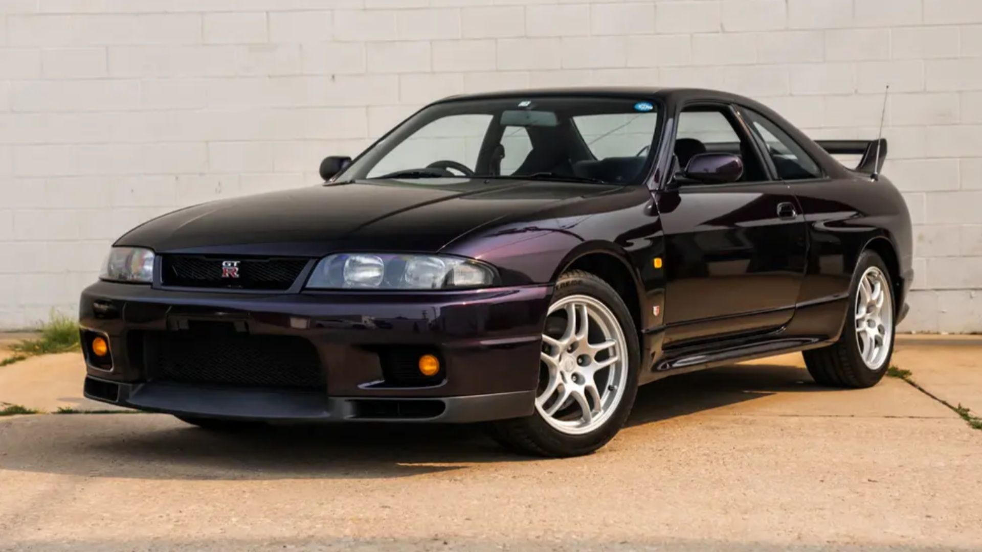 R33 Nissan Skyline GT-R: A Comprehensive Guide To Maintenance