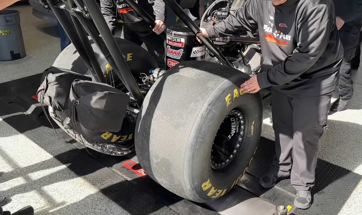Dragster Rear Tire The World's Highest Horsepower Dyno Pull