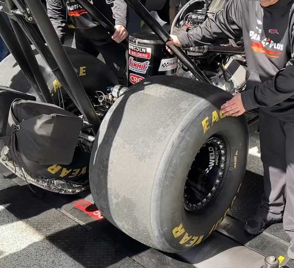 Dragster Rear Tire The World's Highest Horsepower Dyno Pull