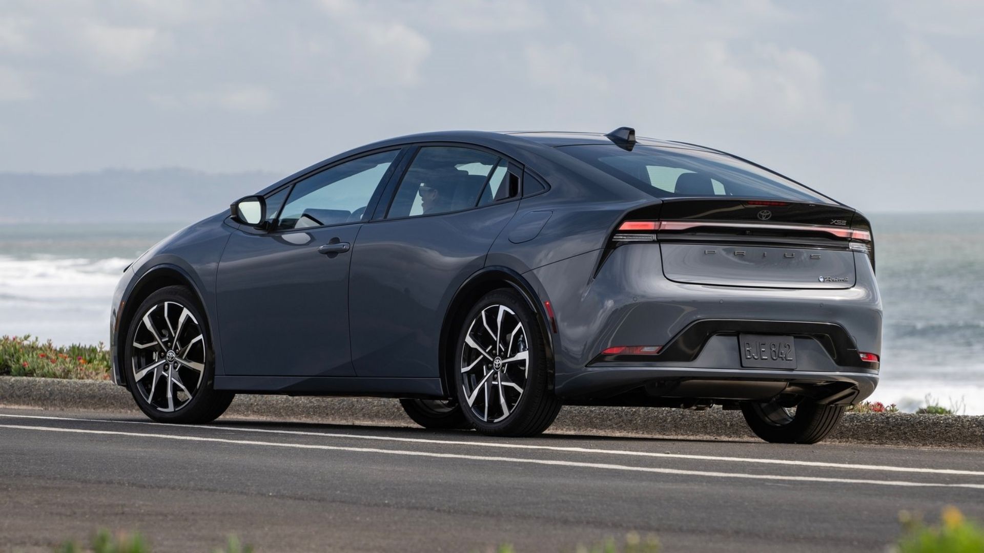 Toyota Prius Battery Replacement Costs And Warning Signs To Watch For