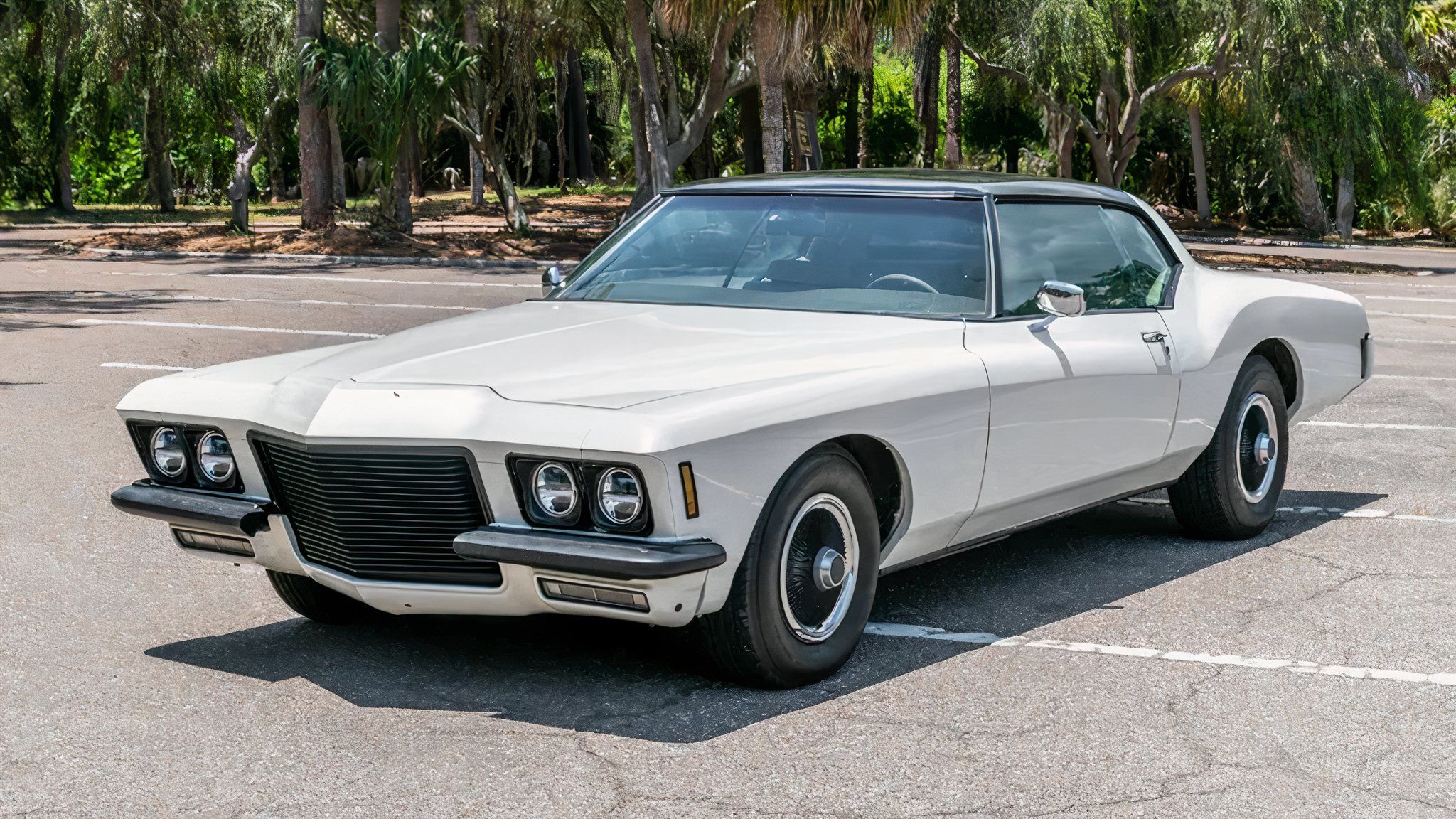 Here's How Much The 1971 Buick Riviera Is Worth Today