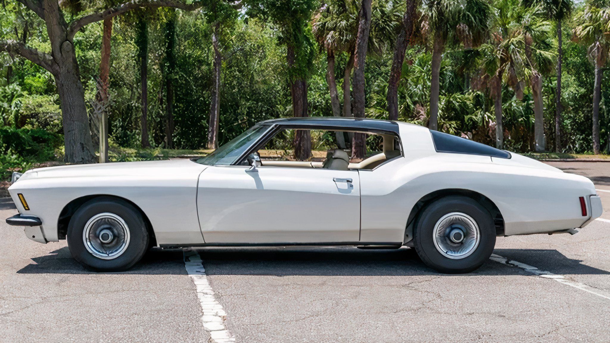 Here's How Much The 1971 Buick Riviera Is Worth Today