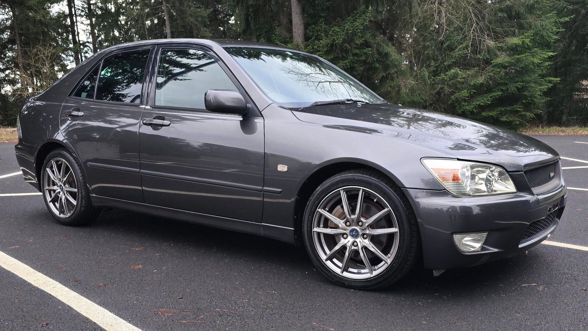 Toyota Altezza: A Comprehensive Guide On Features, Specs, And Used Prices