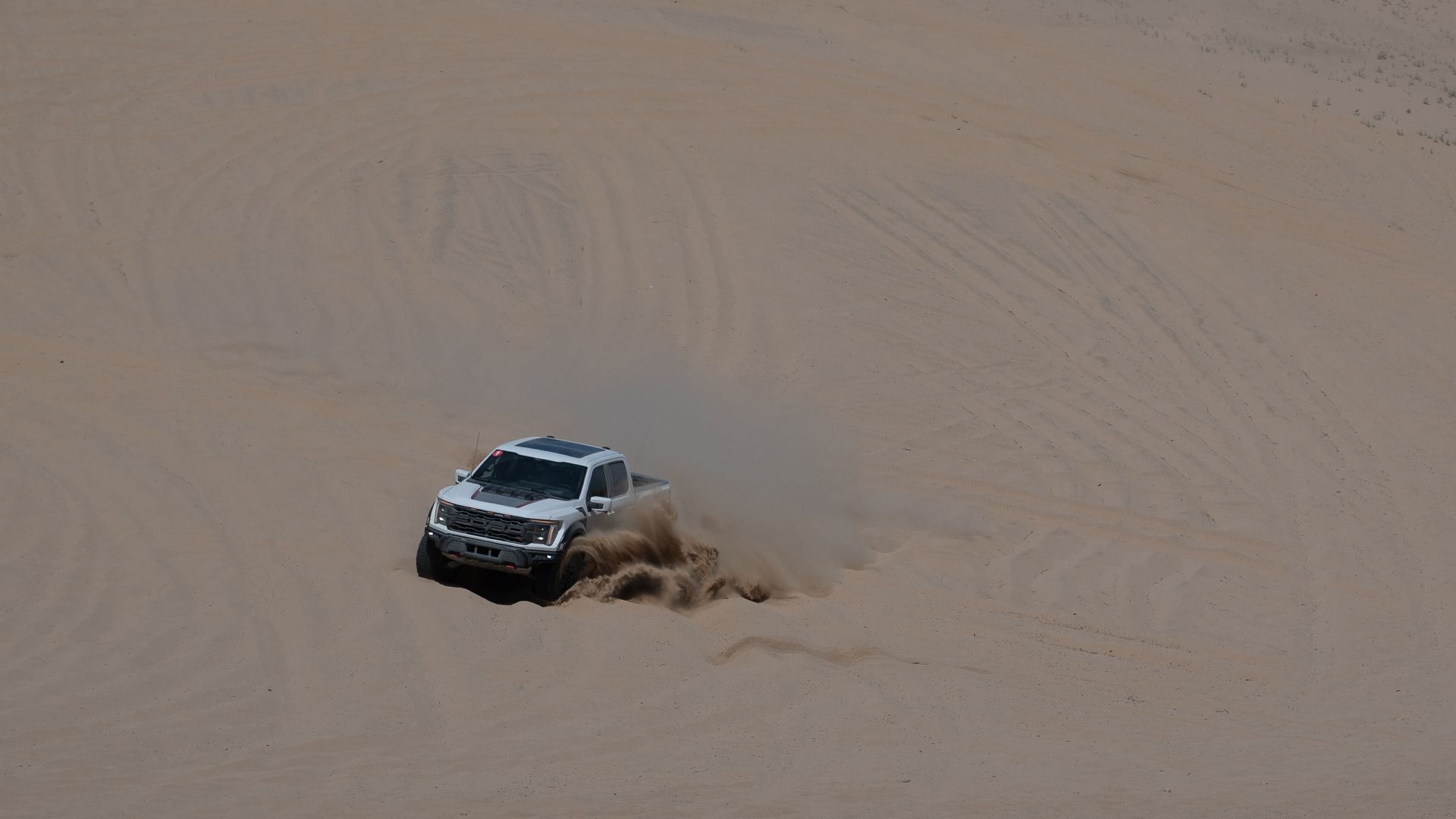I Drove The Extreme V8-Powered Ford Raptor R. Here's Why I'd Stick With ...