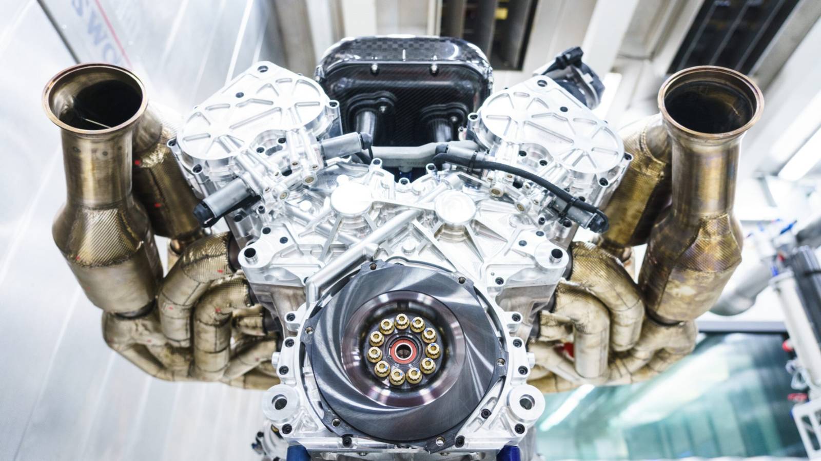 The First Naturally Aspirated Production Engine To Break 1,000 Horsepower