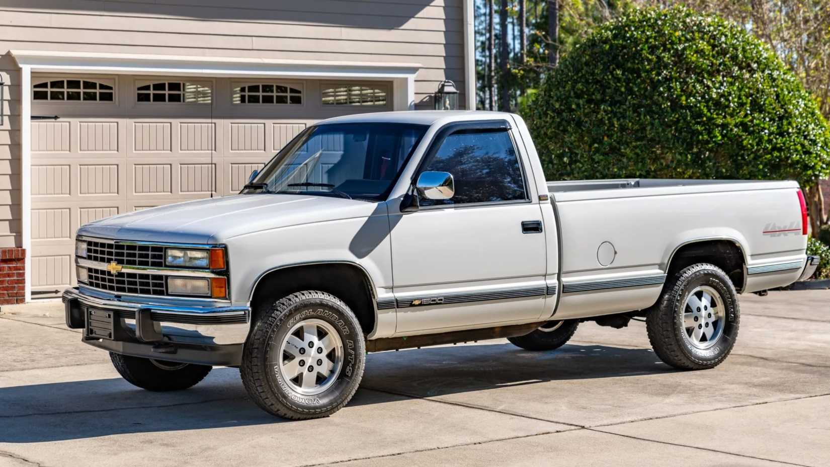The Most Reliable Small-Block V8 Engine Of All Time That Refuses To Die