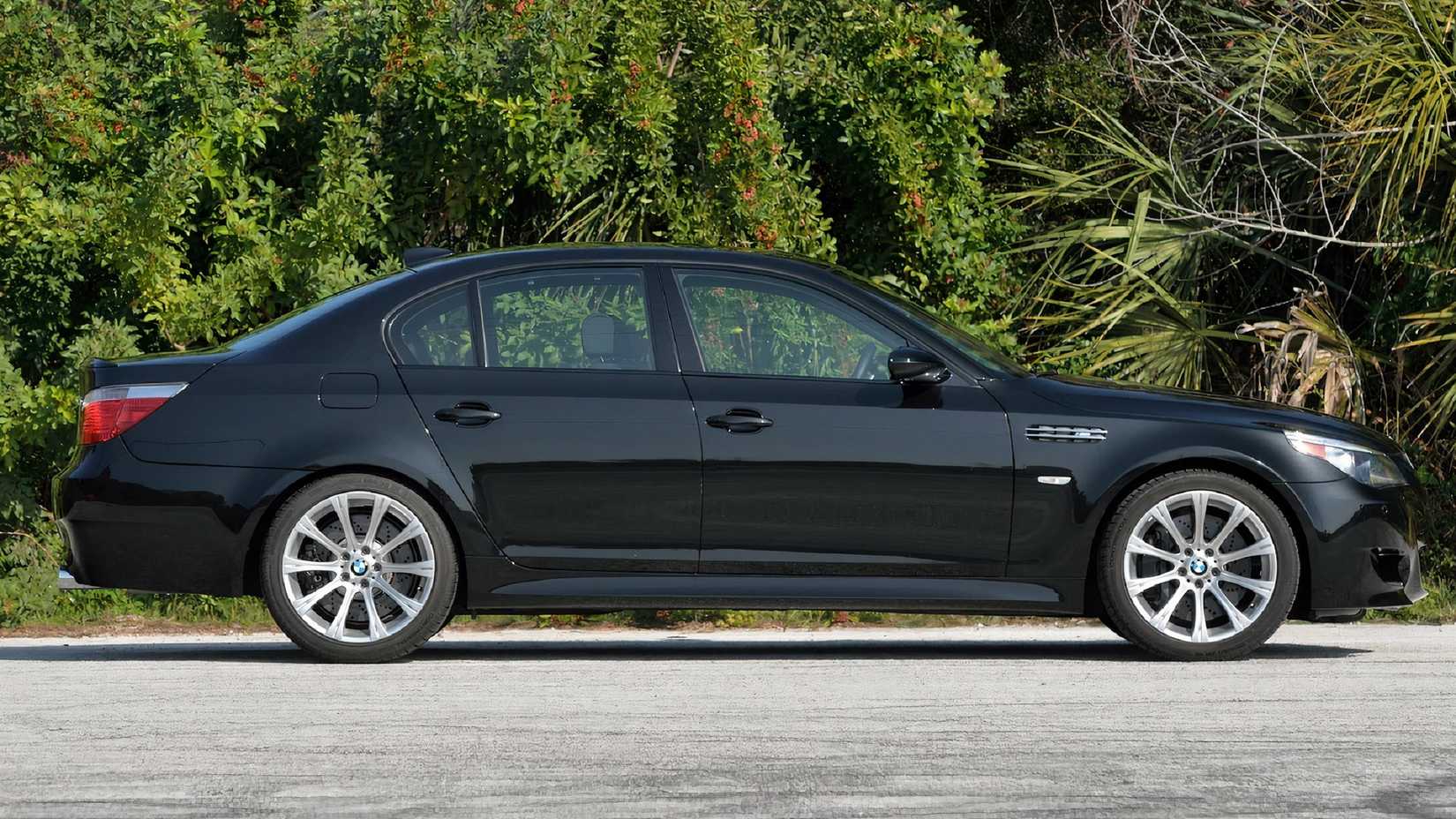 10 Used RWD Cars Under $30,000 That Can Keep Up With A 1970 Chevy ...