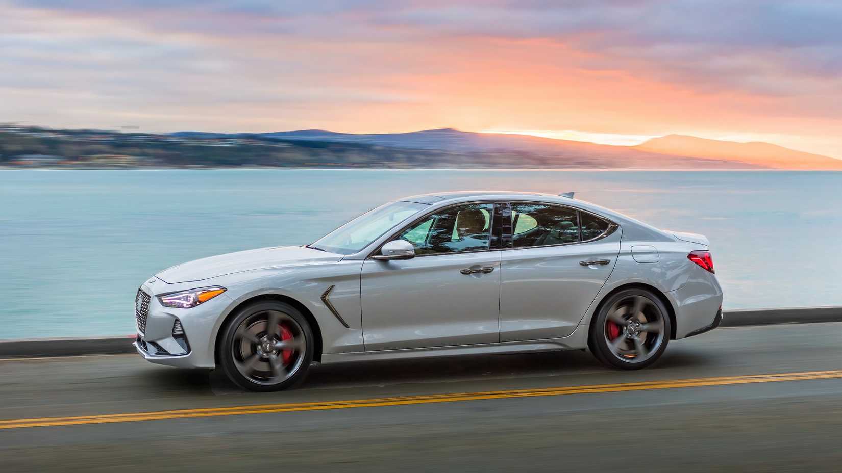 2019 Genesis G70 u vožnji