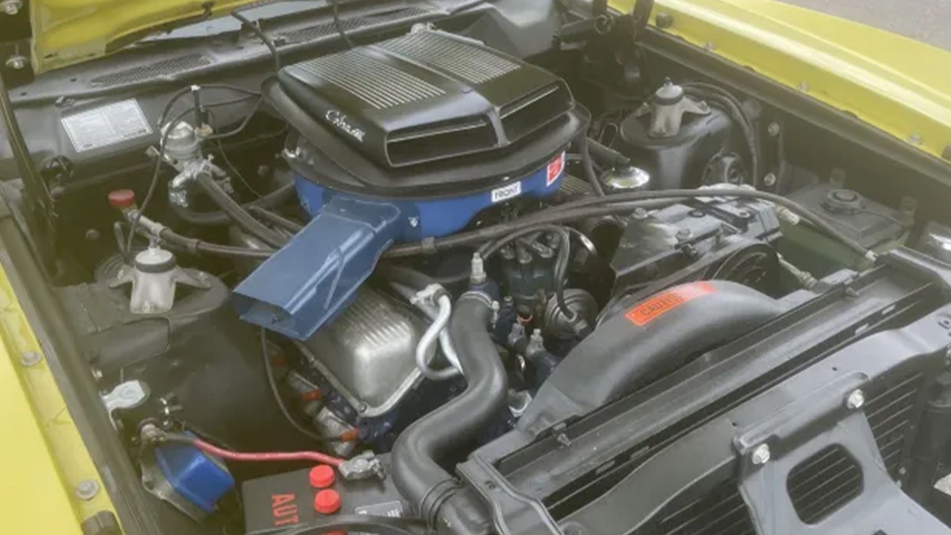 429 Cobra Jet - Compartimento do motor