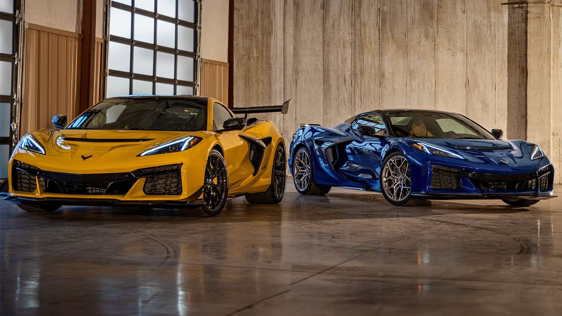 2025 Chevrolet C8 Corvette ZR1's New Package Unlocks Blistering