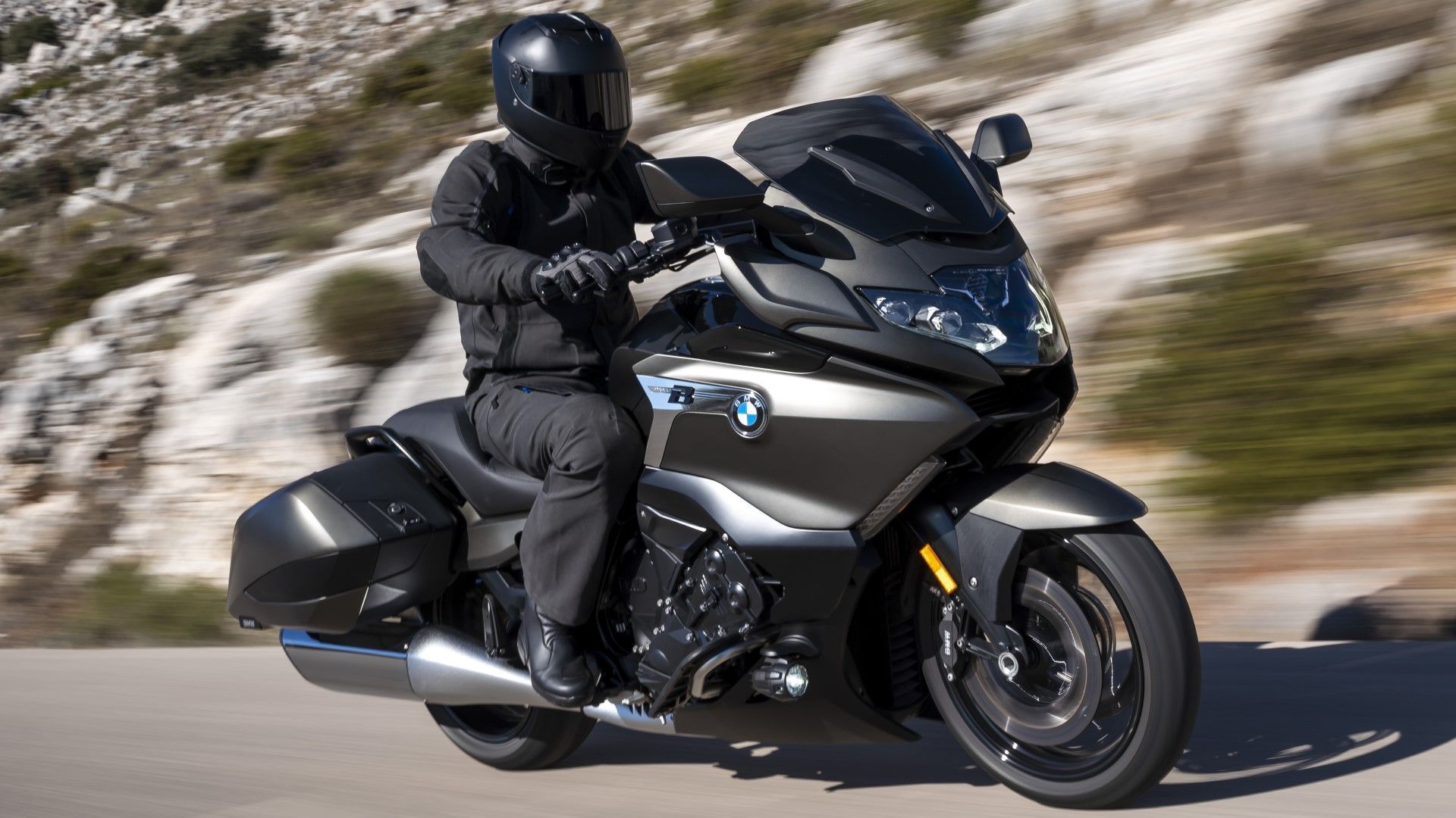 Here's What Makes The Honda CBR1100XX Super Blackbird Special