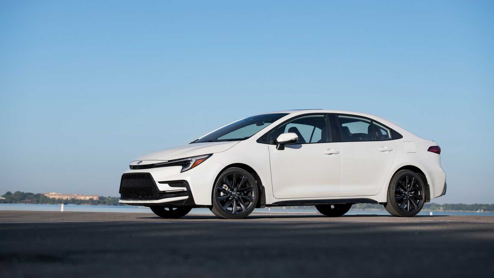 The Family Sedan With A 300-HP V6 Nobody Expected