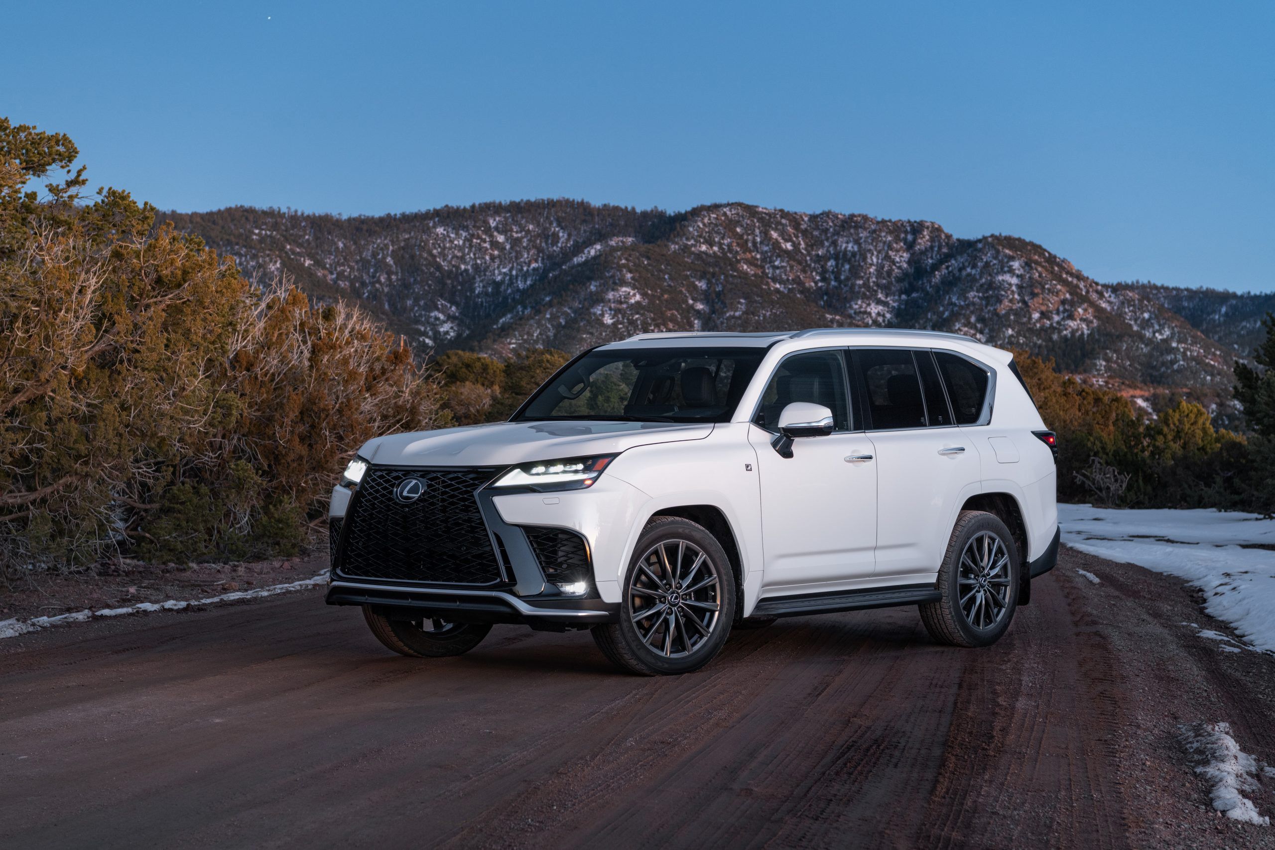 2023 Lexus LX | HotCars