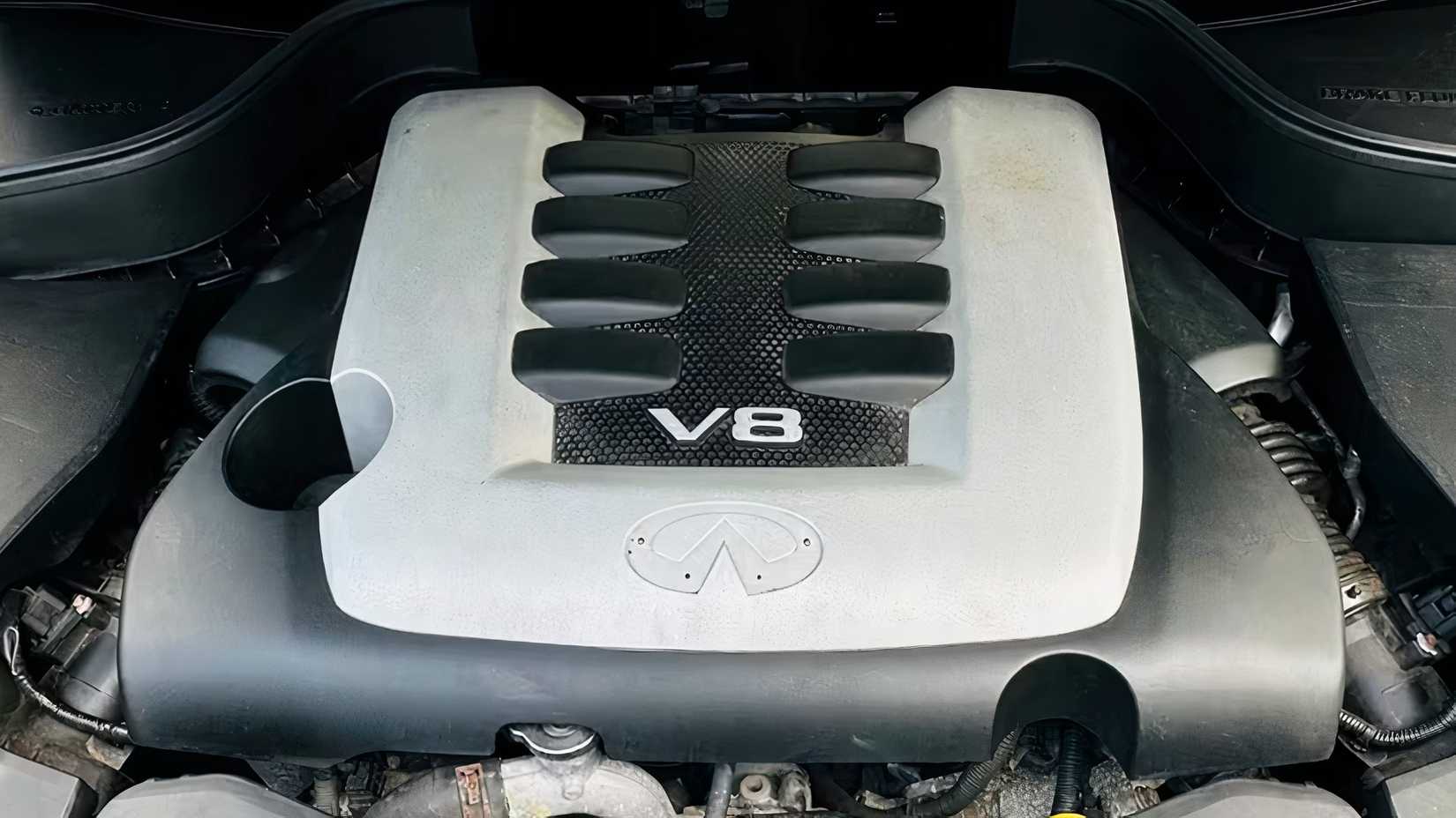 The Time Infiniti Built An SUV That Was Faster Than Its Own Sports Car