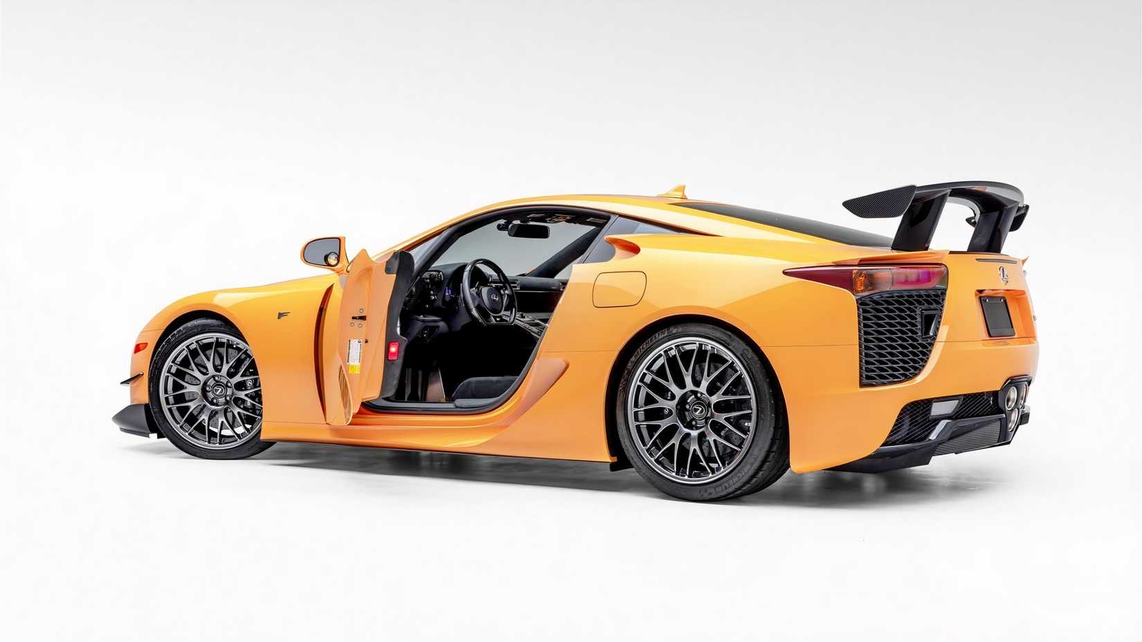 lexus lfa nurburgring rear quarter