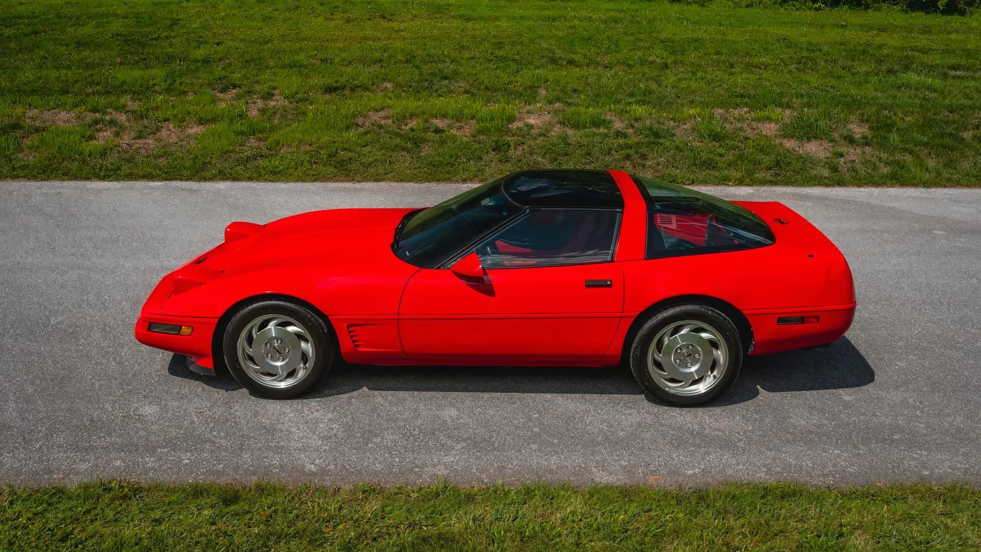 Why The C4 Chevy Corvette Is So Notoriously Underpriced